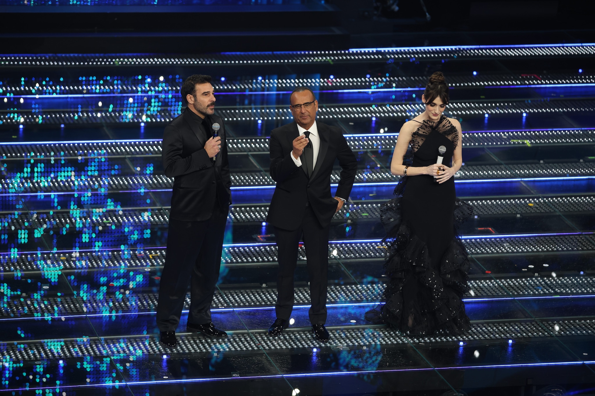 Pilar Fogliati, Carlo Conti ed Edoardo Leo a Sanremo 2025