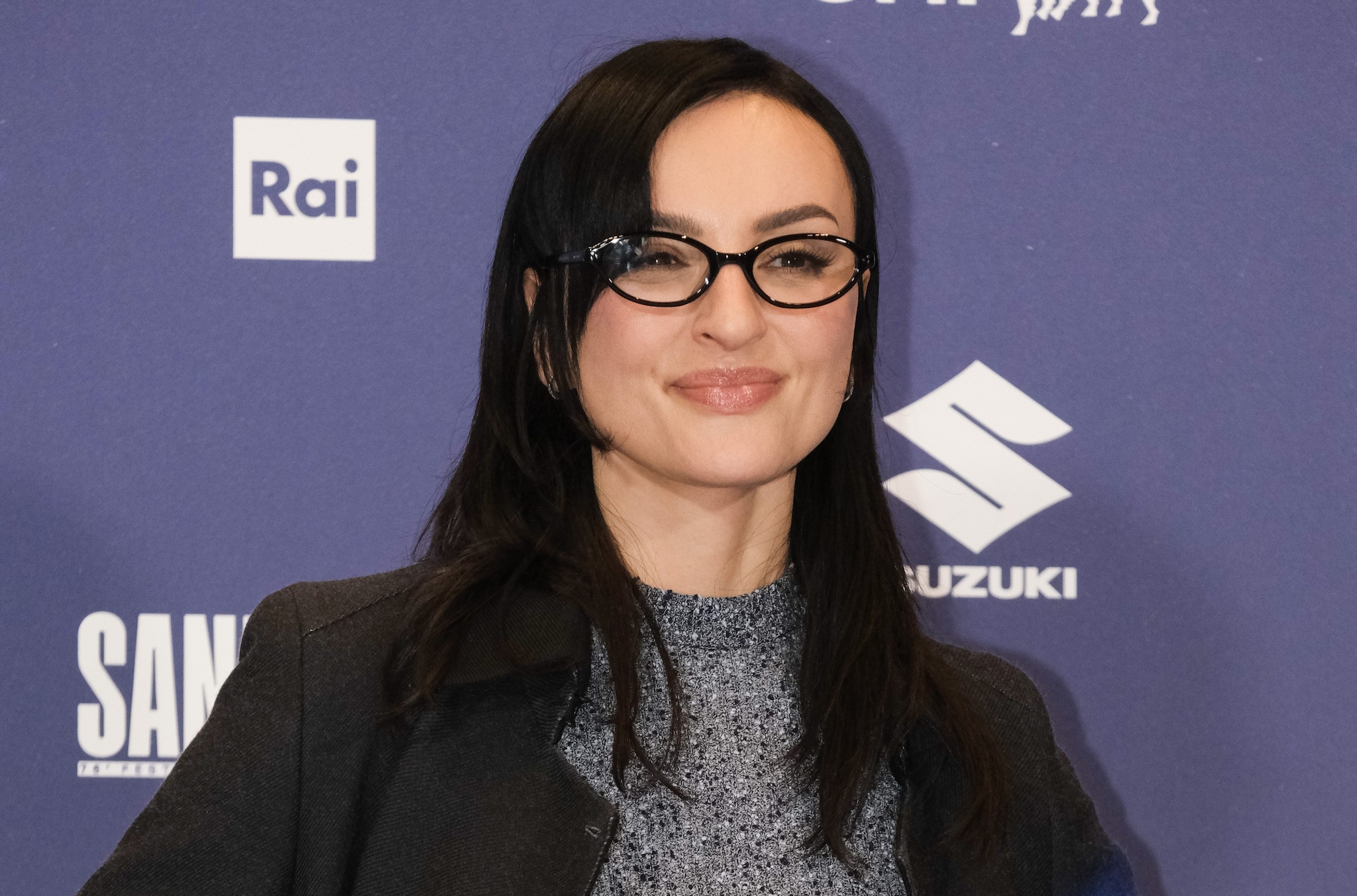 Arisa: "Una donna alla direzione artistica di Sanremo? Elisa. Allergica alle relazioni tossiche ma vorrei essere mamma"