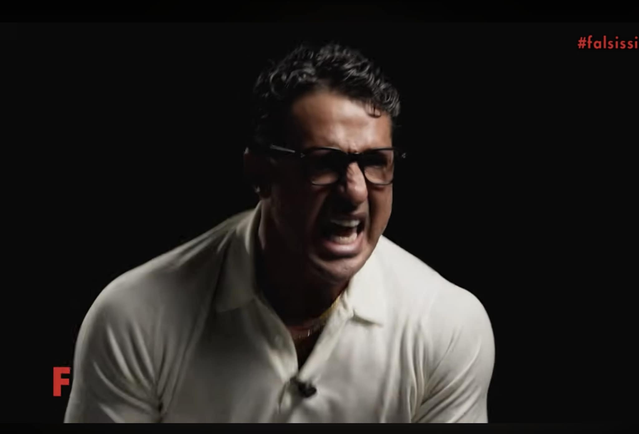 Fabrizio Corona rilancia dopo lo stop di Mediaset: "C'è una terza denuncia contro Signorini"