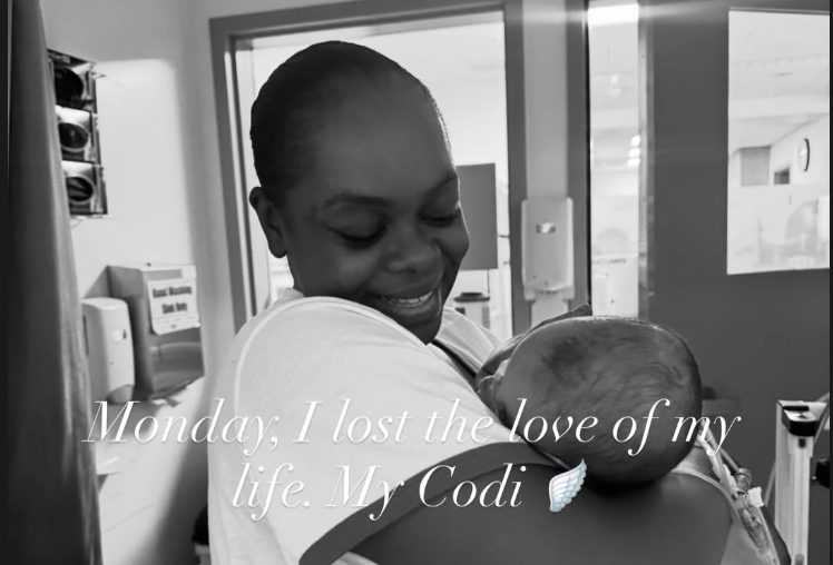 Lutto in famiglia per Snoop Dogg, è morta la nipote di 10 mesi: l'annuncio della figlia Cori B.