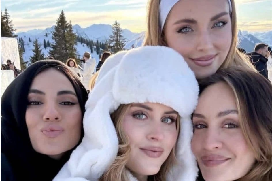 Chiara Ferragni e Giulia De Lellis insieme, la foto che segna la pace: cosa era successo tra le due influencer