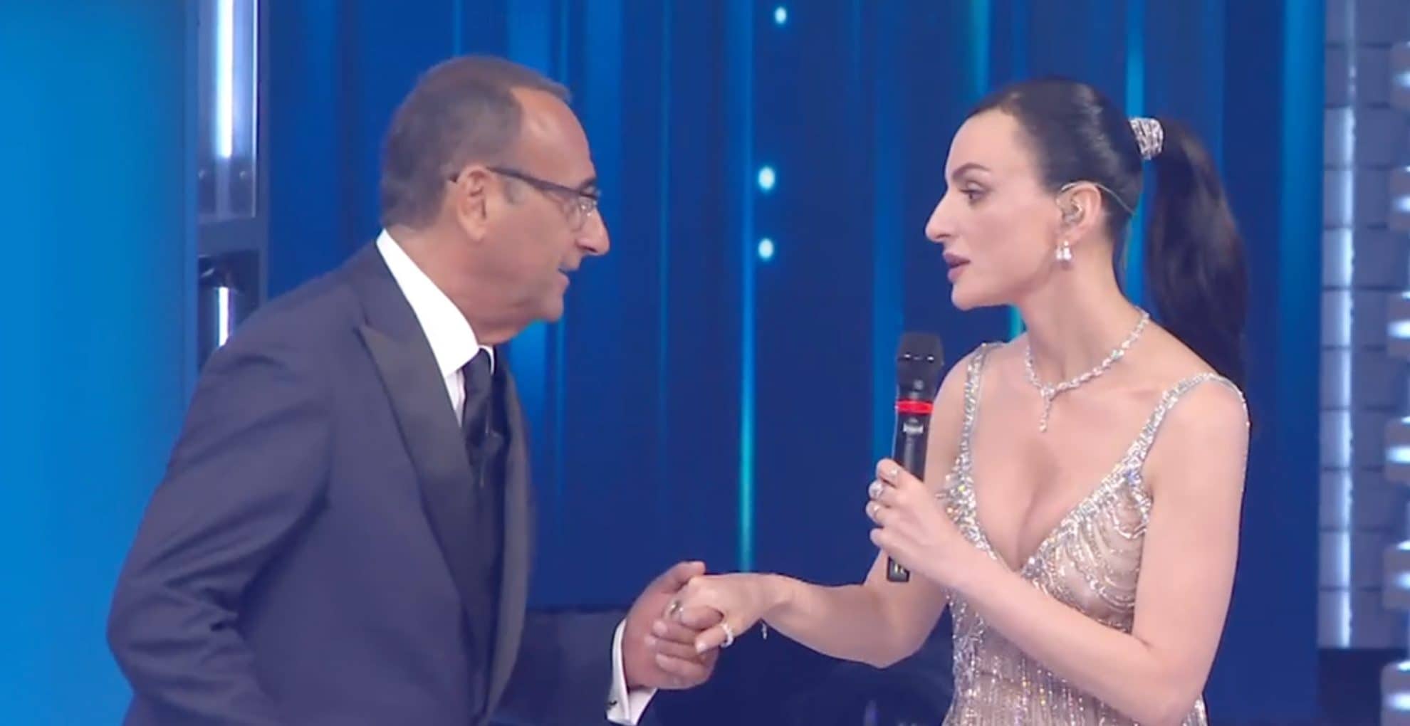Perché Arisa ha consigliato un tranquillante a Carlo Conti a Sanremo 2026: il vero motivo della strana proposta