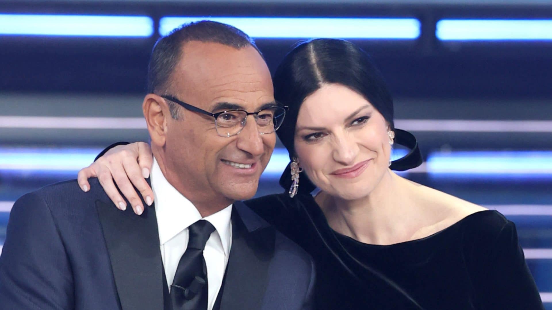 Televoto Sanremo 2026, come votare il vincitore: i codici dei cantanti in gara e i numeri della serata finale