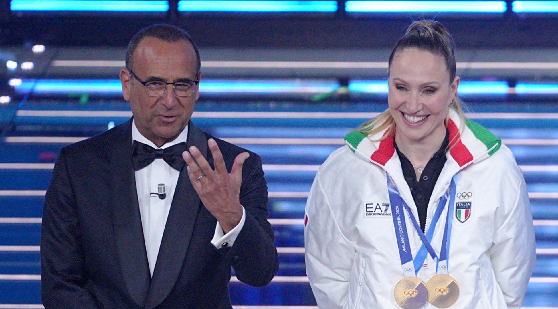 “Mamma d’oro”: ma come ha fatto Carlo Conti a Sanremo 2026 a inciampare nella polemica sulla Lollobrigida?