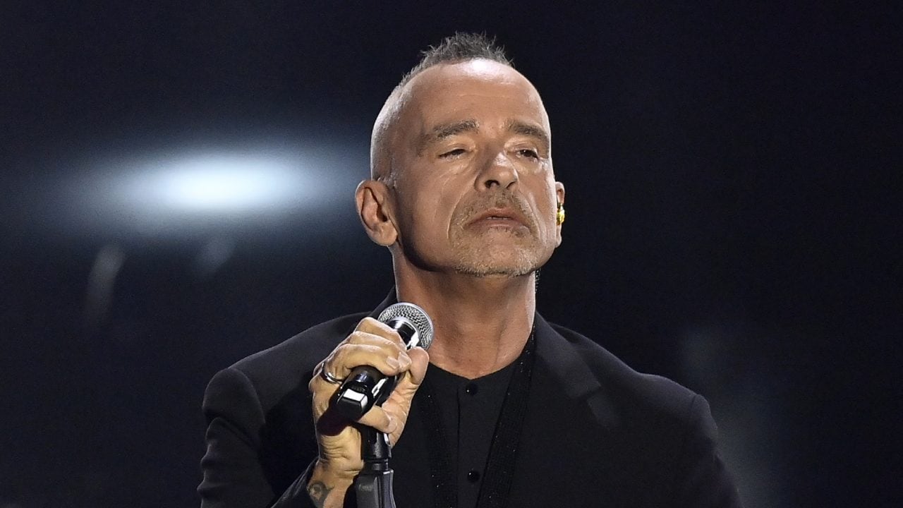 La vita privata di Eros Ramazzotti, i due grandi amori per Michelle Hunziker e Marica Pellegrinelli e i figli