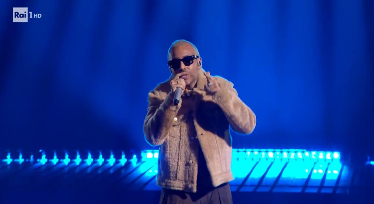 Sanremo 2026 in diretta: cantanti e ospiti stasera, chiude Sayf poi la classifica della terza serata