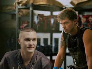 Mare Fuori 6, la conferenza stampa: “FdI vuole punire la serie? Non scriviamo pensando alla politica. Artem ci sarà”