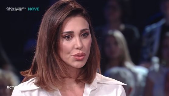 Belen Rodriguez pronta per l'esame di italiano per la cittadinanza: "Io non sbaglio i congiuntivi"