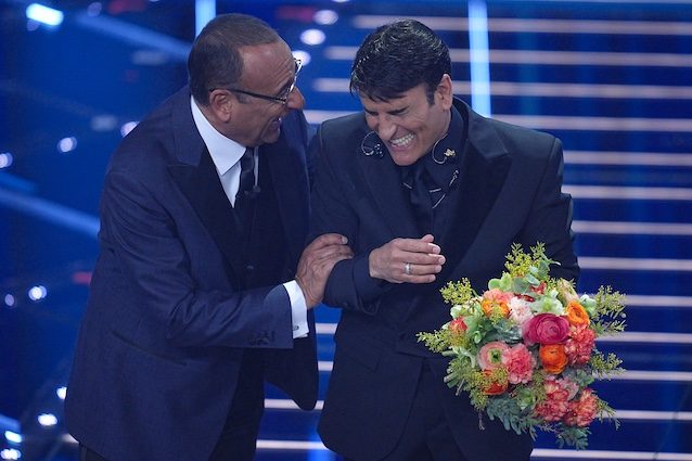 Carlo Conti ci ha regalato un Sanremo della restaurazione ma virale su TikTok
