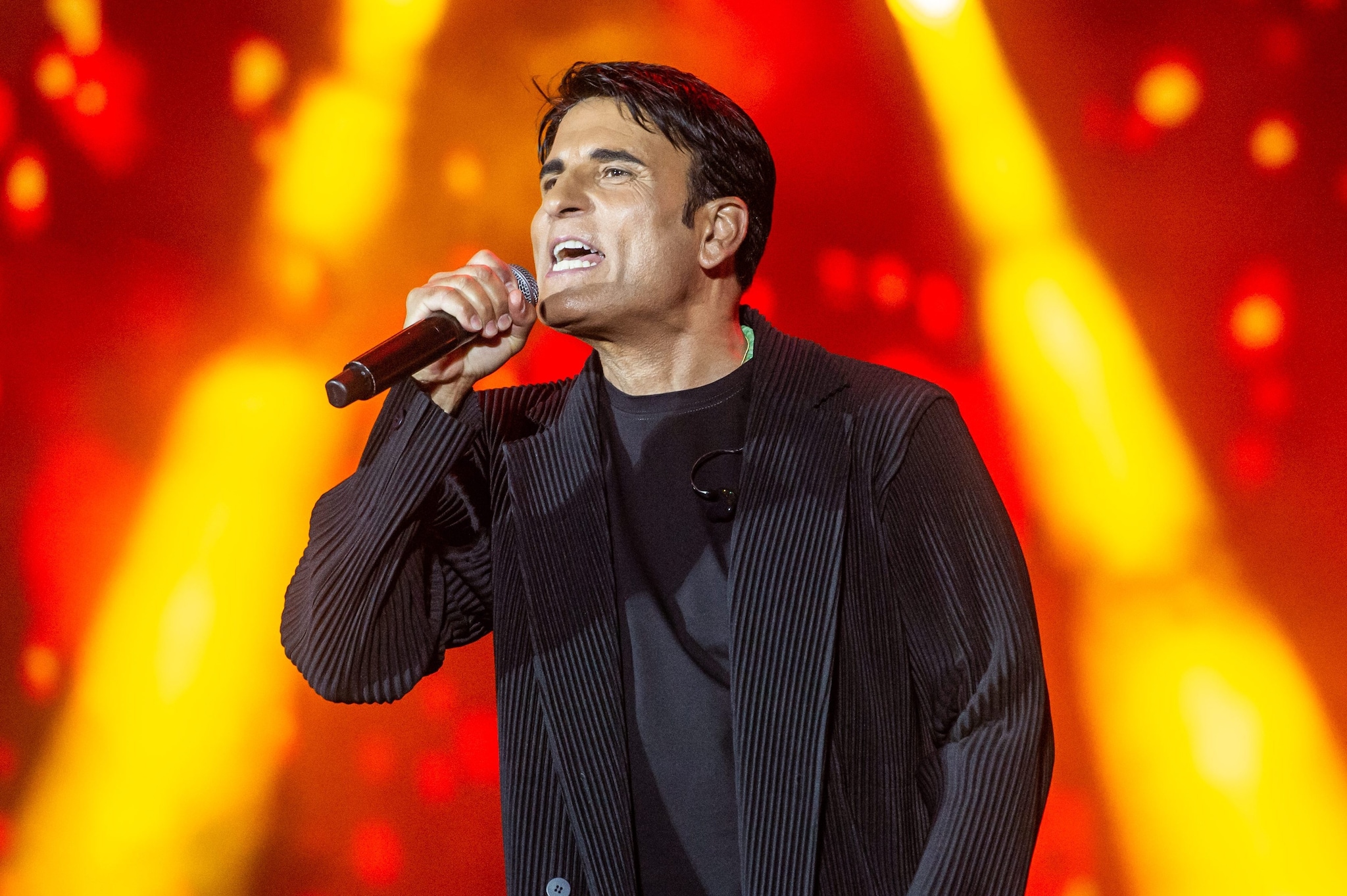 "Se le critiche a Sal Da Vinci diventano offese, valuteremo vie legali", le parole dell'avvocato del cantante