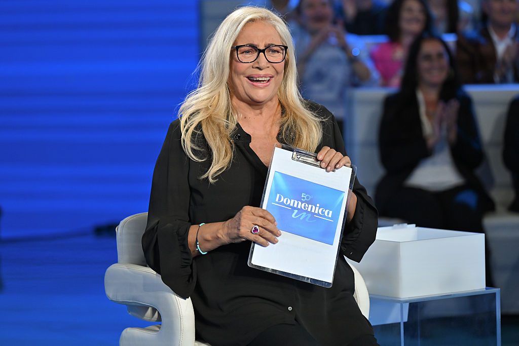 La scaletta di Domenica In: orario di inizio e i cantanti di Sanremo 2026