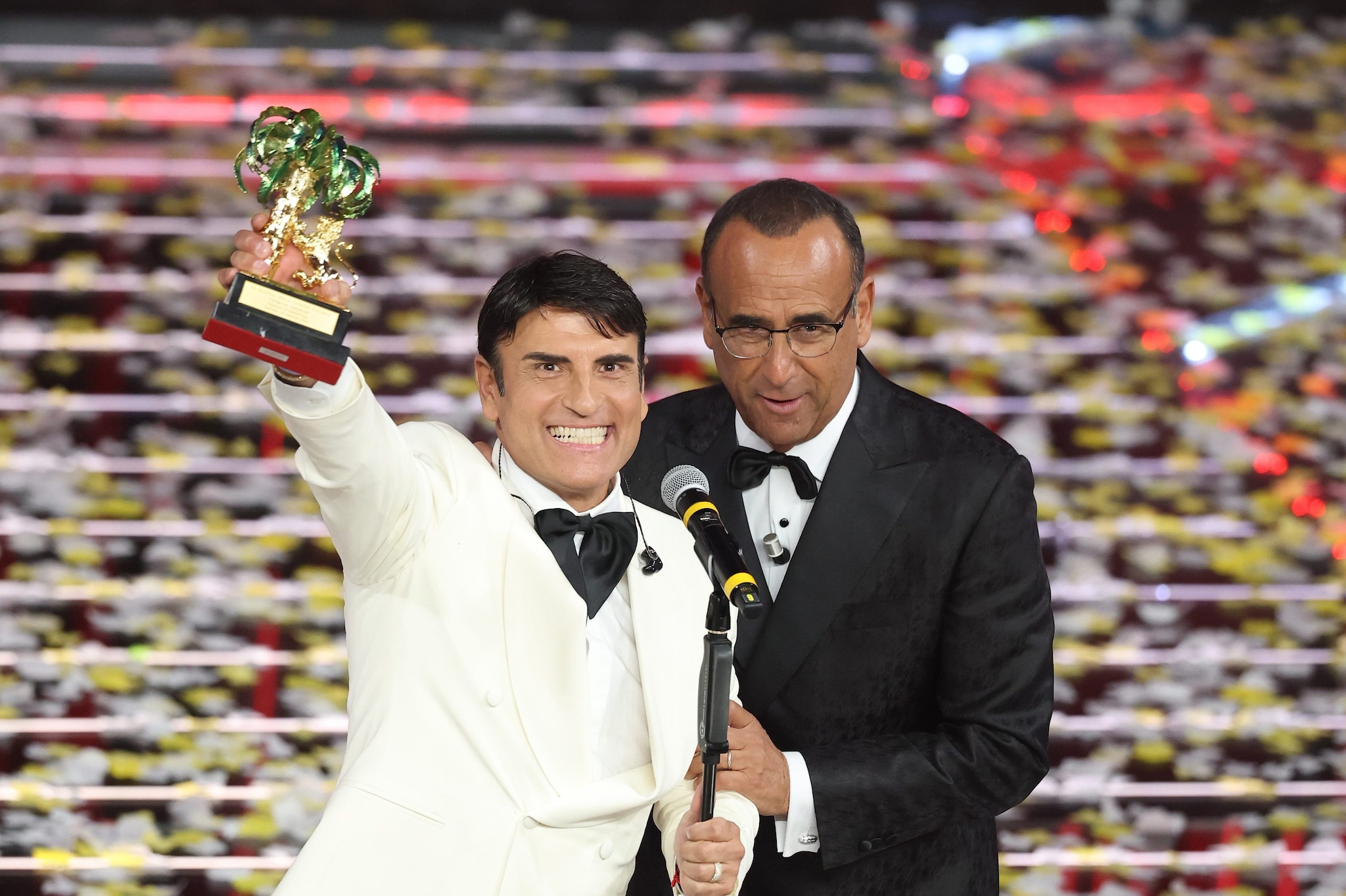 Ascolti tv serata finale Sanremo 2026 con Carlo Conti e Laura Pausini, dati auditel in calo rispetto al 2025