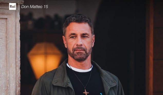 Ascolti tv 12 marzo 2026, Don Matteo 15 vince la prima serata: Gerry Scotti supera Stefano De Martino