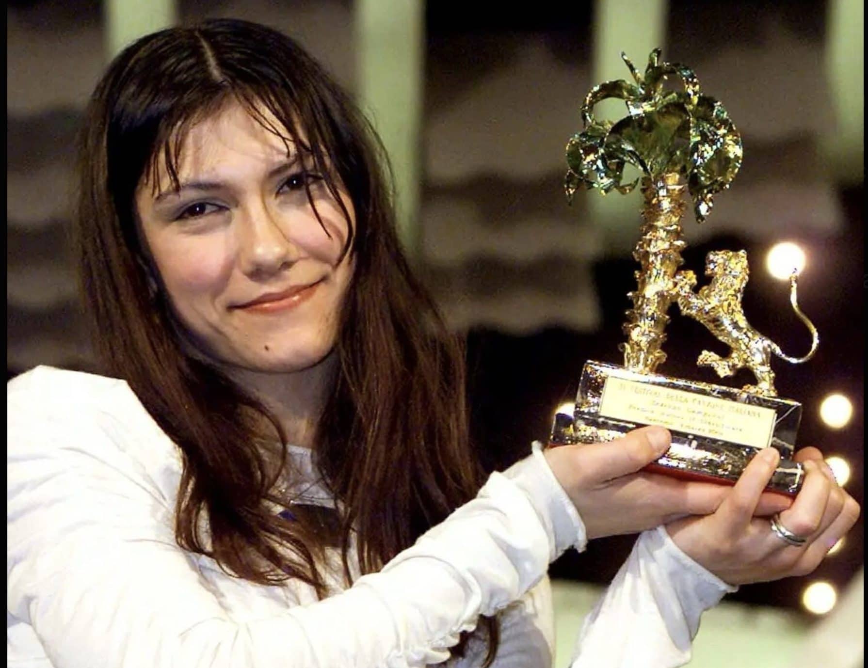 Elisa ricorda i 25 anni dalla sua vittoria a Sanremo: "Ancora oggi la più premiata nella storia del festival"