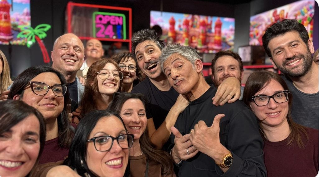 Fiorello si candida: "Il ministro del turismo lo faccio io. Giurerò da Mattarella cantando Ambra"