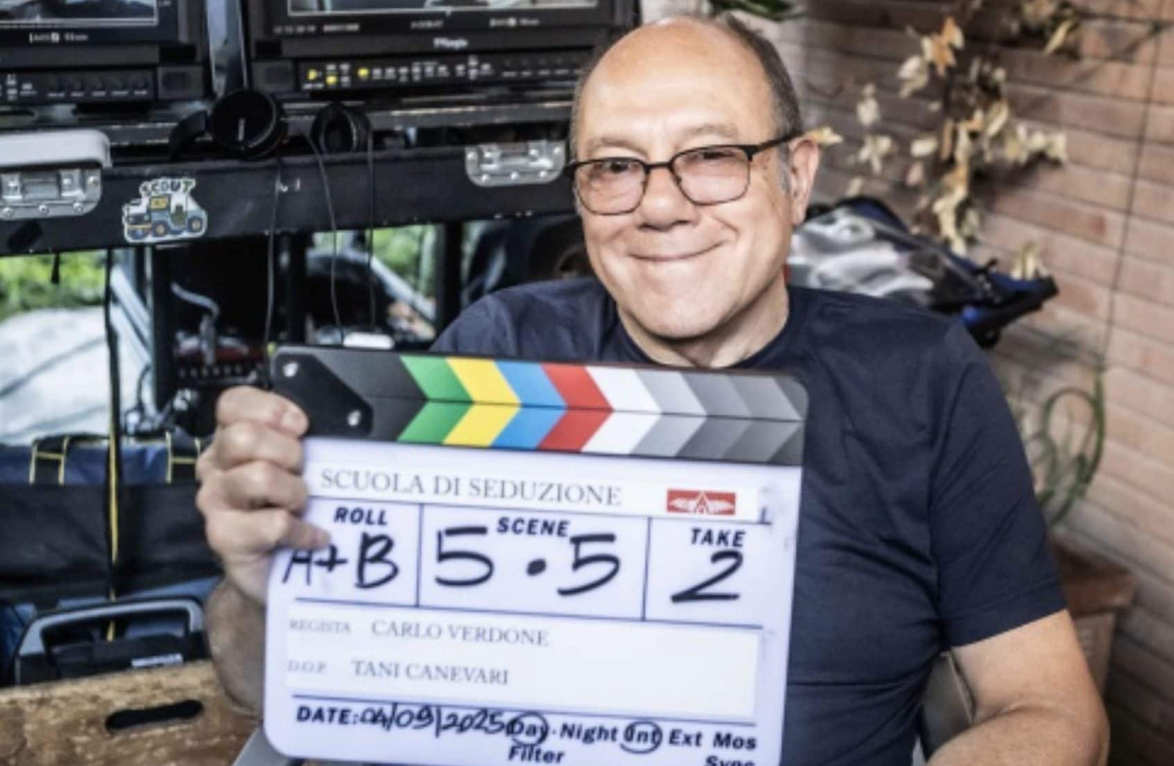 Carlo Verdone attacca la società d'oggi: "Viviamo tra mitomani, confessare le fragilità è segno di coraggio"