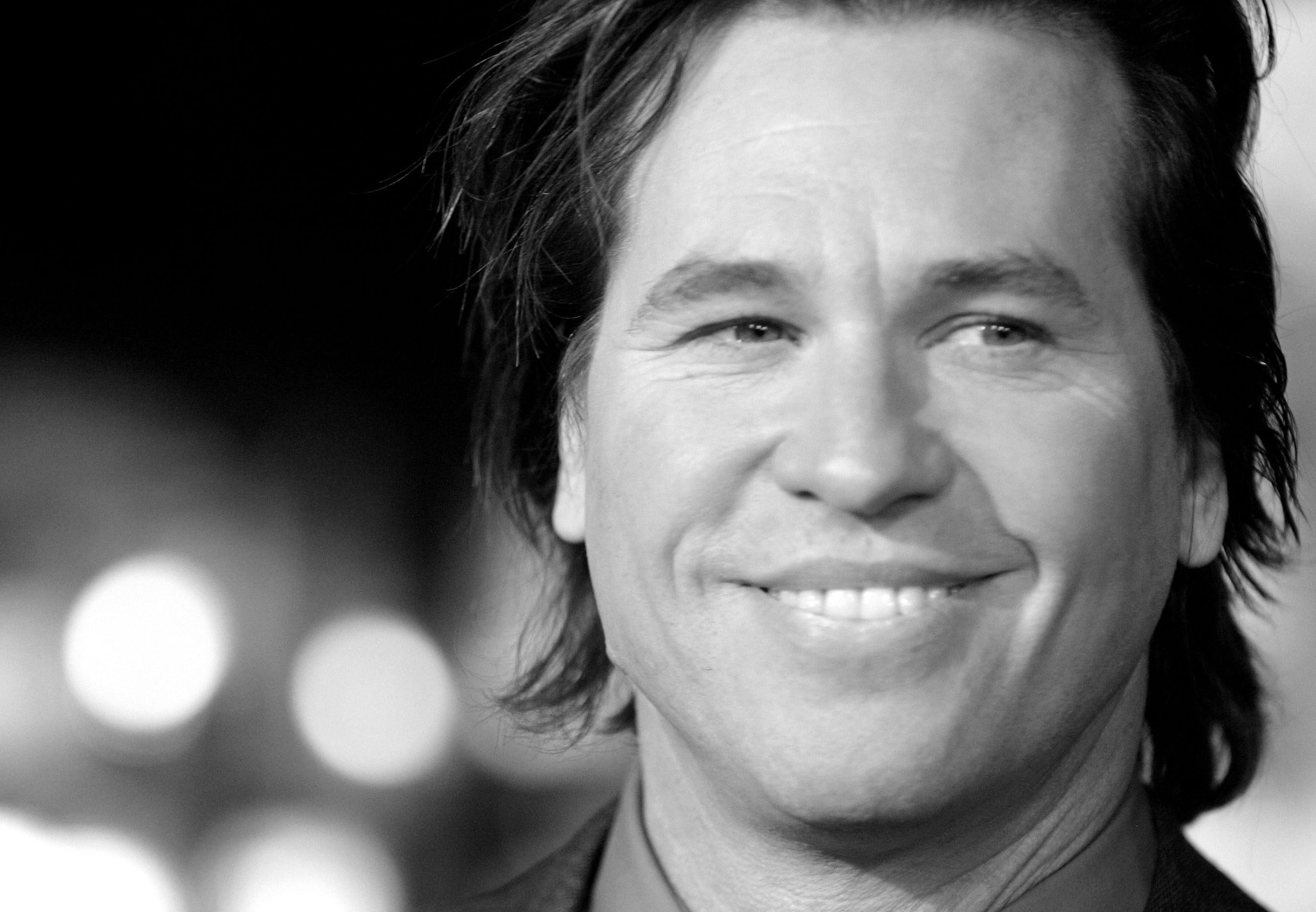Val Kilmer al cinema dopo la sua morte: è protagonista del film As Deep As The Grave grazie all'IA