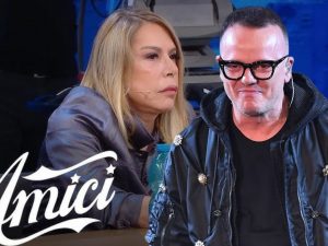 D’Alessio e le liti con Anna Pettinelli ad Amici: “Separati dietro le quinte, ci vediamo solo in diretta”