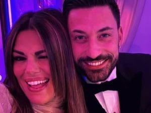 Bianca Guaccero frena sulle nozze con Giovanni Pernice: “Bisogna prima conoscersi negli alti e bassi”