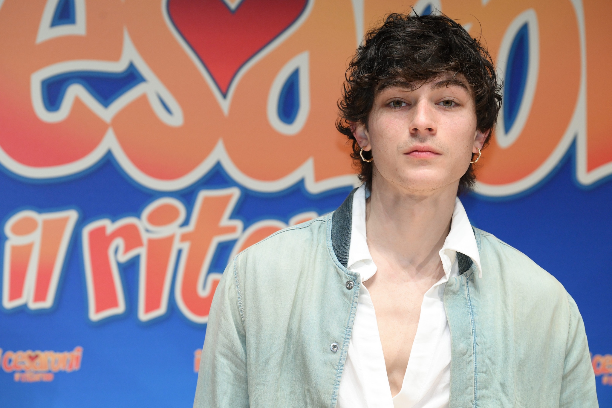 Federico Russo de I Cesaroni criticato perché lavora come commesso: "Fare l'attore è precario, non guadagni milioni"