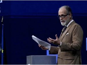 Palinsesti Rai 2026/2027 cambiano location, non saranno più a Napoli ma ad Ancona