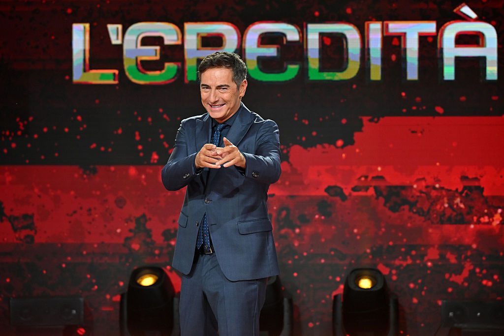 Rai pensa all'Eredità al posto di Affari Tuoi per l'estate: la strategia contro la Ruota della Fortuna