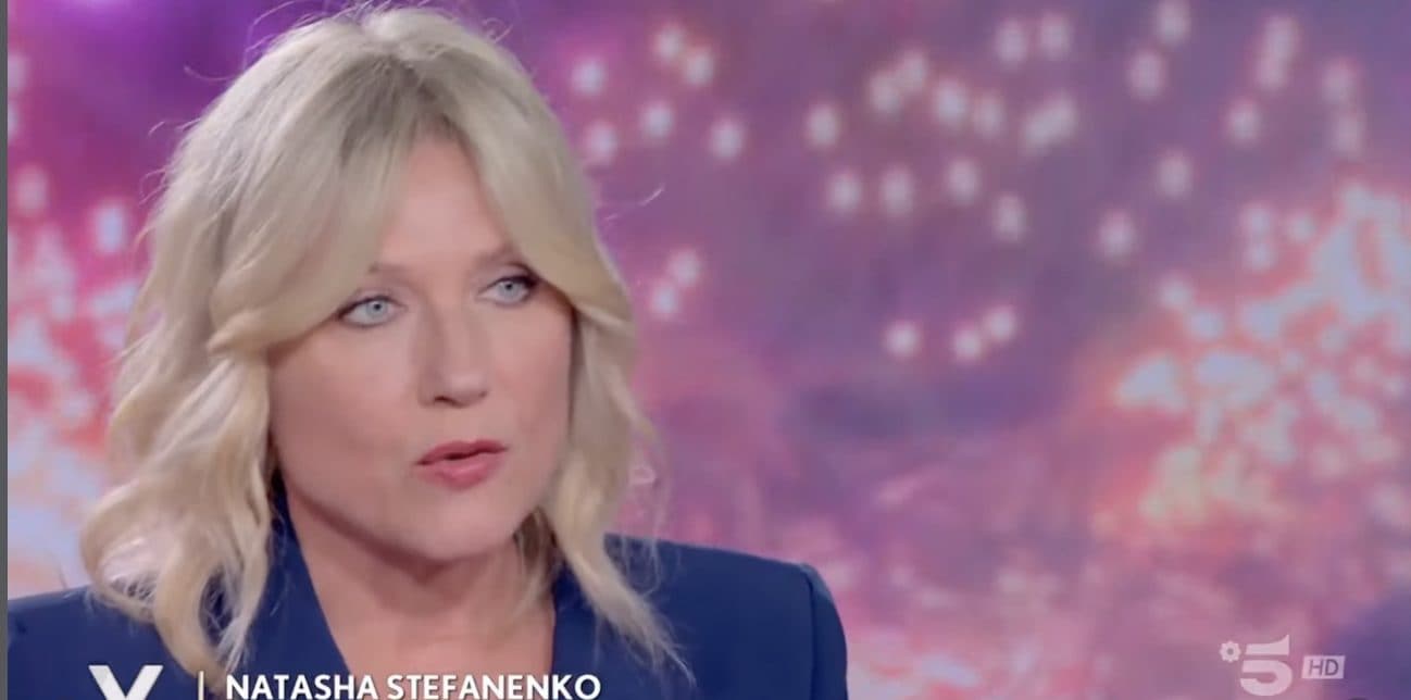 Natasha Stefanenko: "Papà aveva una malattia rara, è morto il 28 marzo. Mentre meditavo l'ho visto come una luce"