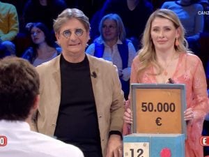 Affari Tuoi, la puntata del 4 aprile: Andrea dalla Sicilia vince 50mila euro nel Sabato Santo