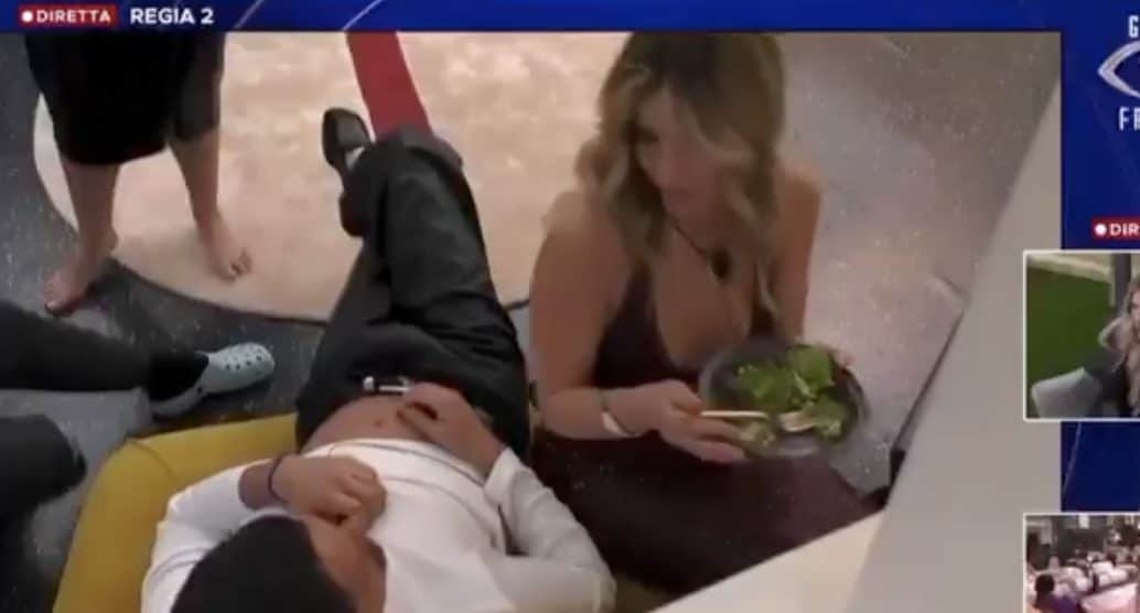 Grande Fratello Vip, la frase sussurrata da Lucia Ilardo a Renato Biancardi diventa virale