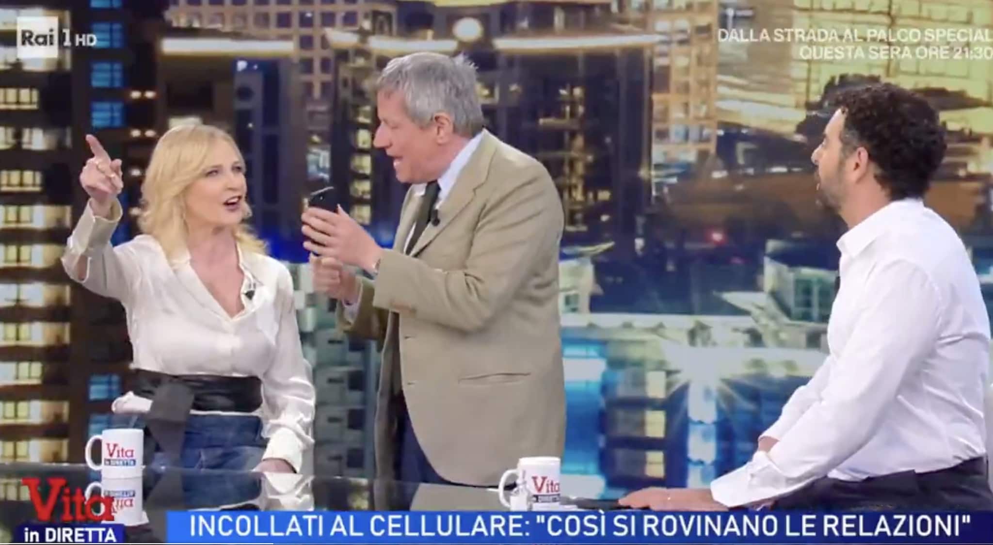 Riccardo Rossi a Luisella Costamagna in diretta: "Rompi come sempre, una volta eravamo amici"