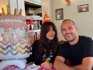 Ambra Angiolini festeggia il compleanno con Pico Cibelli: “Mi sono voltata e l’amore era al mio fianco”