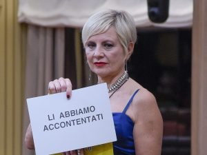 Ascolti tv di ieri 24 aprile: vince Dalla Strada al Palco (18.8%) e tiene il Gf Vip (17%), Quarto Grado al 6.3%