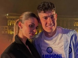 La rabbia contro l’Italia investe Camilla Bresciani: la moglie di Bastoni costretta a blindare Instagram