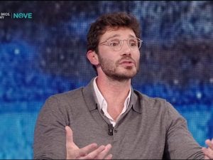 Stefano De Martino da Fazio: “Per Sanremo ho già un’idea in testa. Affari Tuoi si trasferirà a Milano”