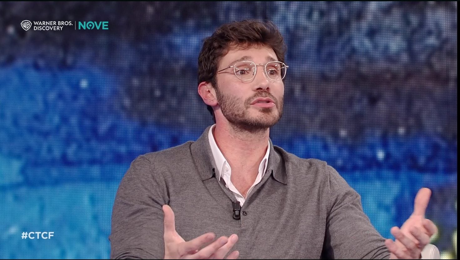 Stefano De Martino da Fazio: "Per Sanremo ho già un'idea in testa. Affari Tuoi si trasferirà a Milano"