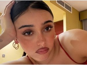 Giulia Stabile svela un segreto: “Ho frequentato un cantante per mesi poi ho scoperto che era fidanzato”