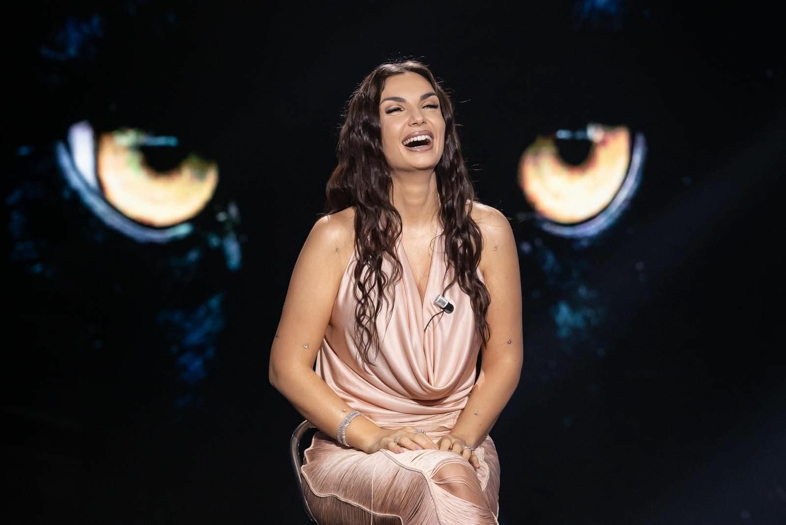 Elettra Lamborghini a Belve: "Sono maritosessuale. Il peggior difetto? La mia pa**era mi fa penare"