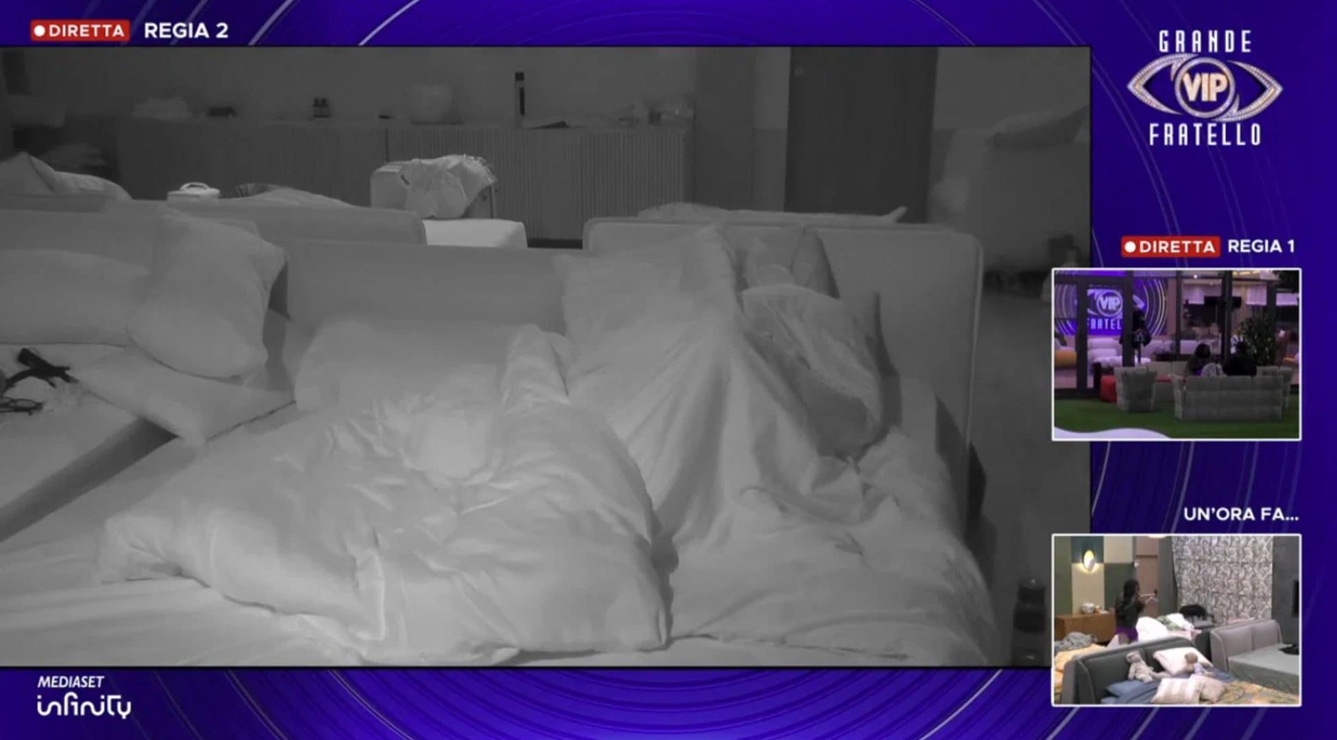 Renato e Lucia a letto insieme nella notte al GF: “Le lenzuola si muovevano in modo assurdo”