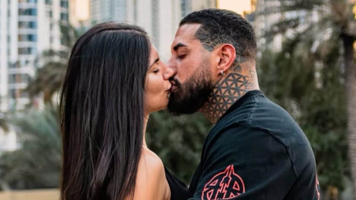 Francesco Chiofalo è fidanzato con Manuela Carriero