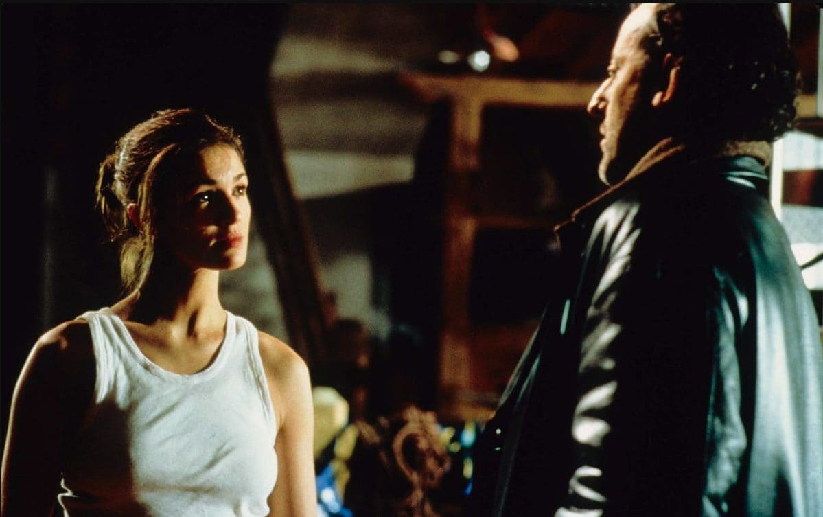 Nadia Farés nel film I fiumi di porpora