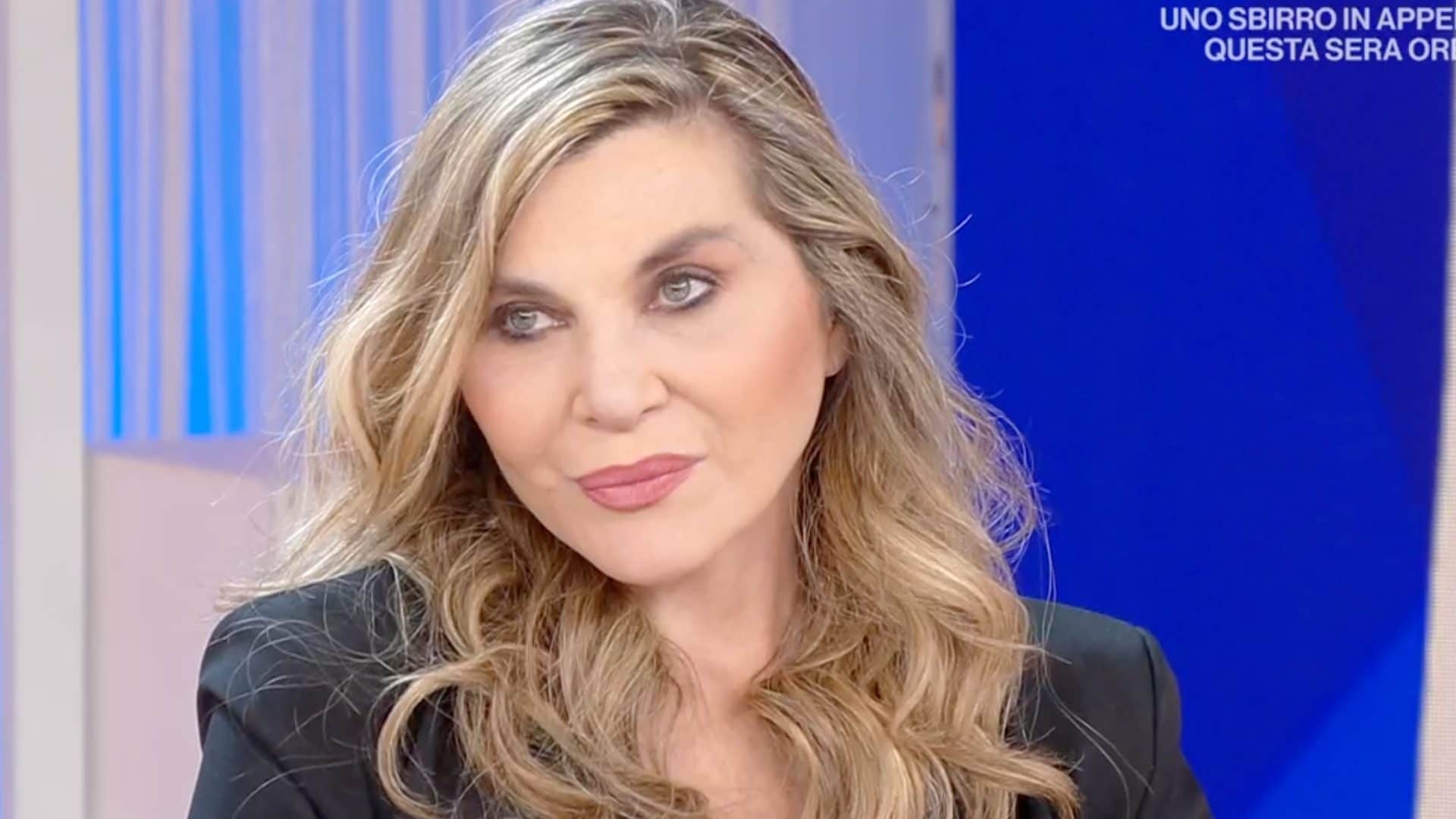 Gli interventi di Nadia Rinaldi: "Lifting e naso. Sono rimasta senza seno per un anno, è stata una sofferenza"