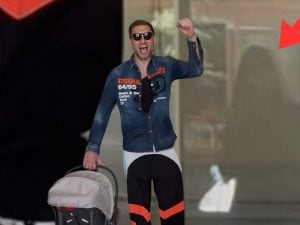 Mistero sulla madre del figlio di Salvatore Di Carlo: l’immagine nel vetro e la risposta di Vittoria Egidi