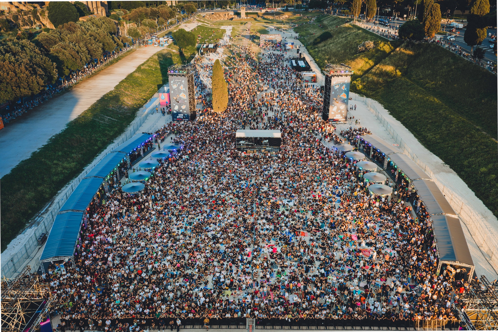 10.000 persone al Circo Massimo per l’evento di Zero