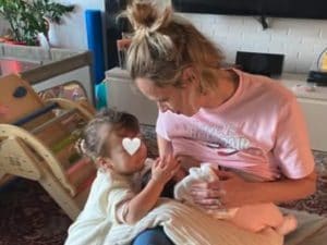 Federica Pellegrini: “Con Rachele ho scelto il cesareo. Io e Matteo non mostreremo le nostre figlie sui social”