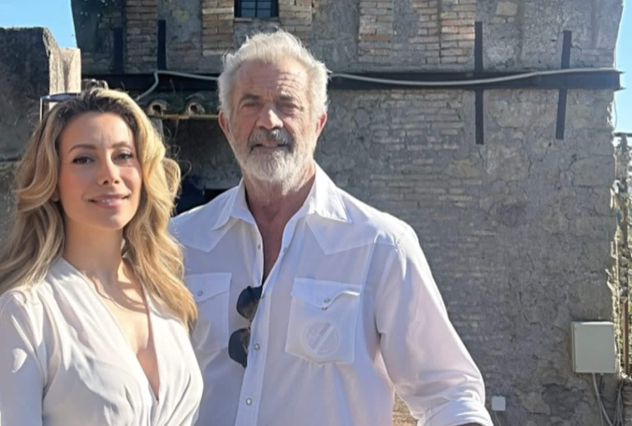 Mel Gibson ha una nuova fidanzata italiana: chi è Antonella Salvucci, fotografata con lui a Roma