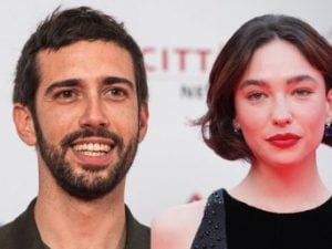 Matilda De Angelis e Alessandro dei Santi Francesi si sono lasciati, l’attrice frequenta il collega Enrico Borello
