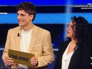 La Ruota della Fortuna di ieri 27 maggio: Mario da Piombino ha vinto 200mila euro alla Ruota delle Meraviglie