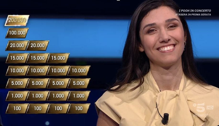 La Ruota della fortuna di ieri 23 maggio: Sonia ha vinto la puntata con 5mila euro e il cambio della busta