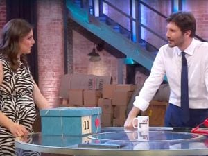 Affari tuoi, Virginia è incinta: “Mi serve la casa” ma perde tutto, Stefano De Martino ha fatto un fioretto