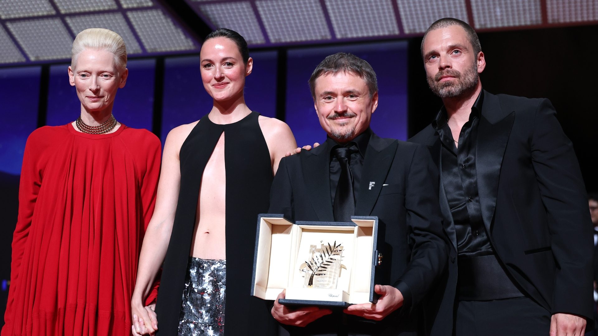 Cannes 2026, tutti i vincitori: Palma d'oro al film Fjord di Mungiu, Miglior Regia a La bola negra e Fatherland